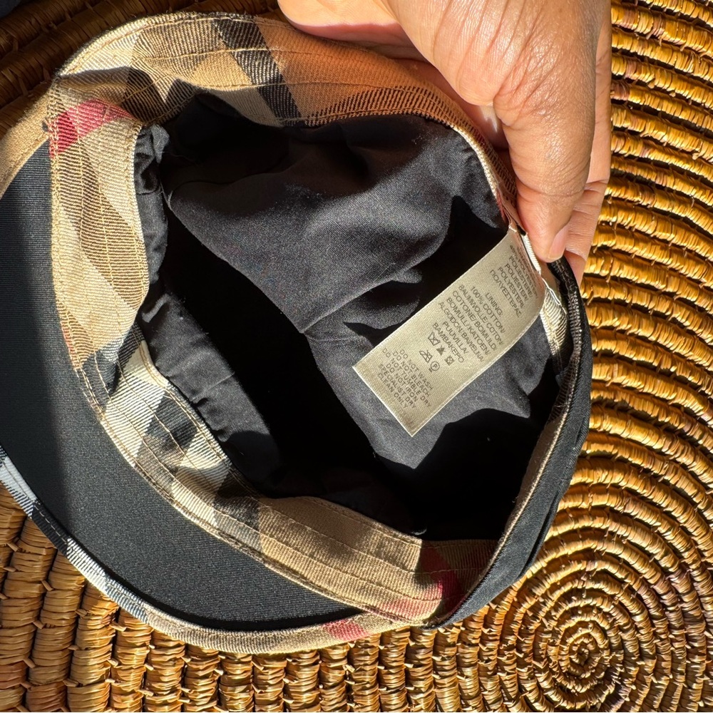 Burberry Black Cap with Plaid Interior - Picture 5 of 5